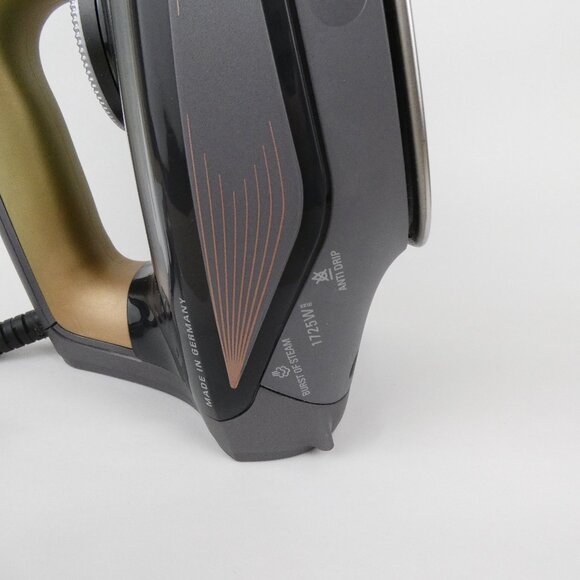 Rowenta DW5351 Focus Excel Steam Iron Stainless Soleplate 1725 Watt 400 Holes - Picture 4 of 16